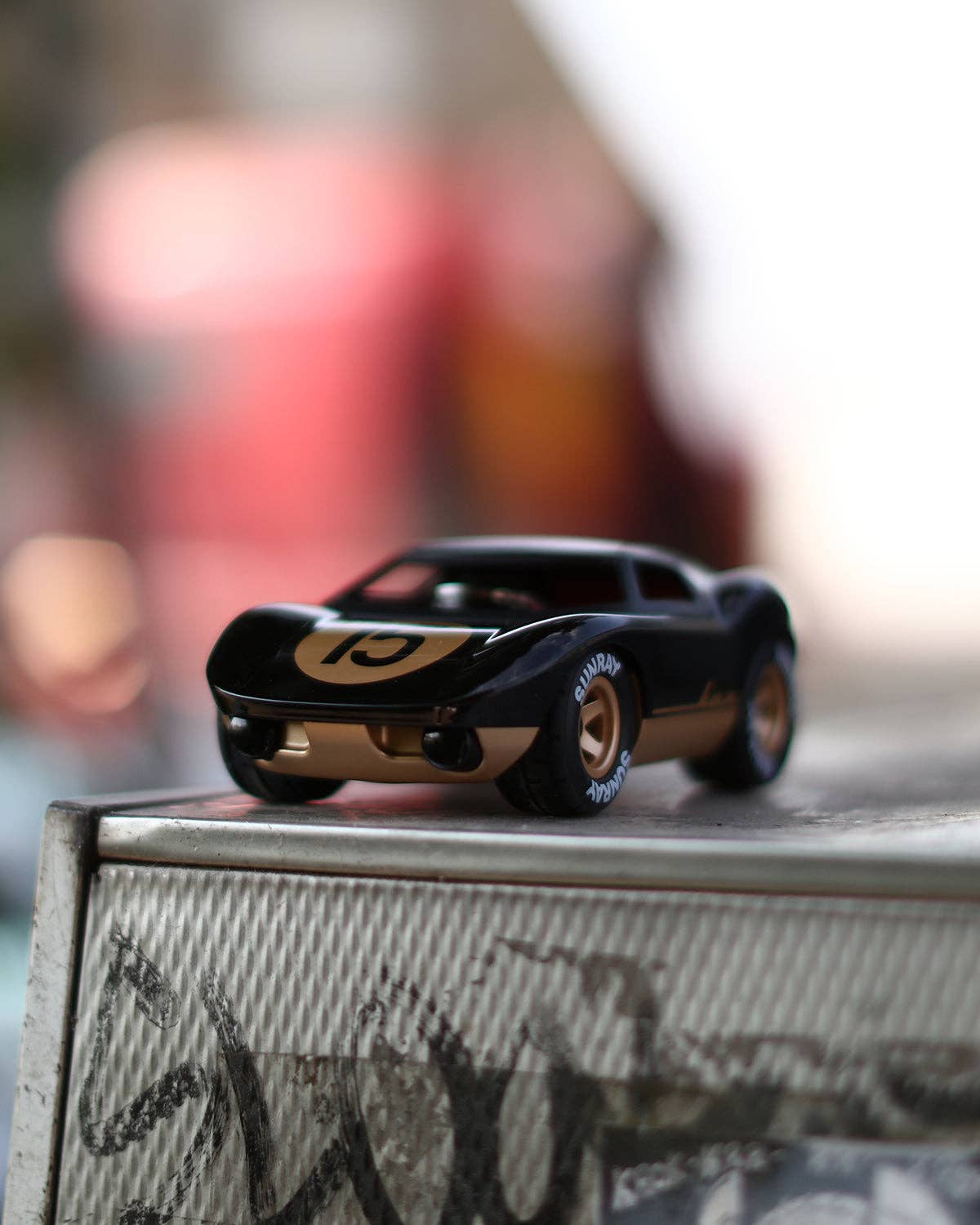 Playforever Car KEN Cave - Black