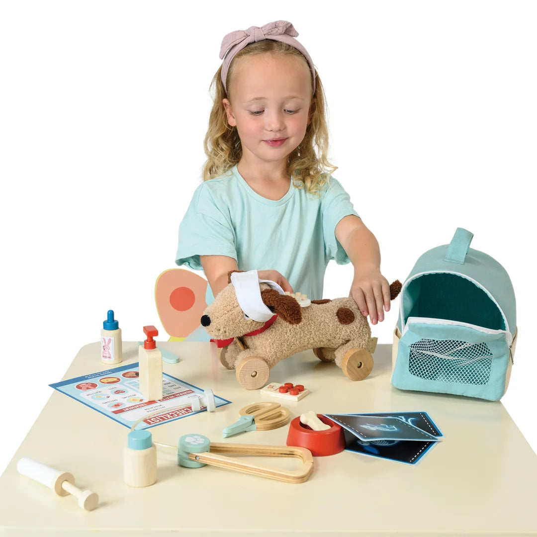 Animal Rescue Vet Case